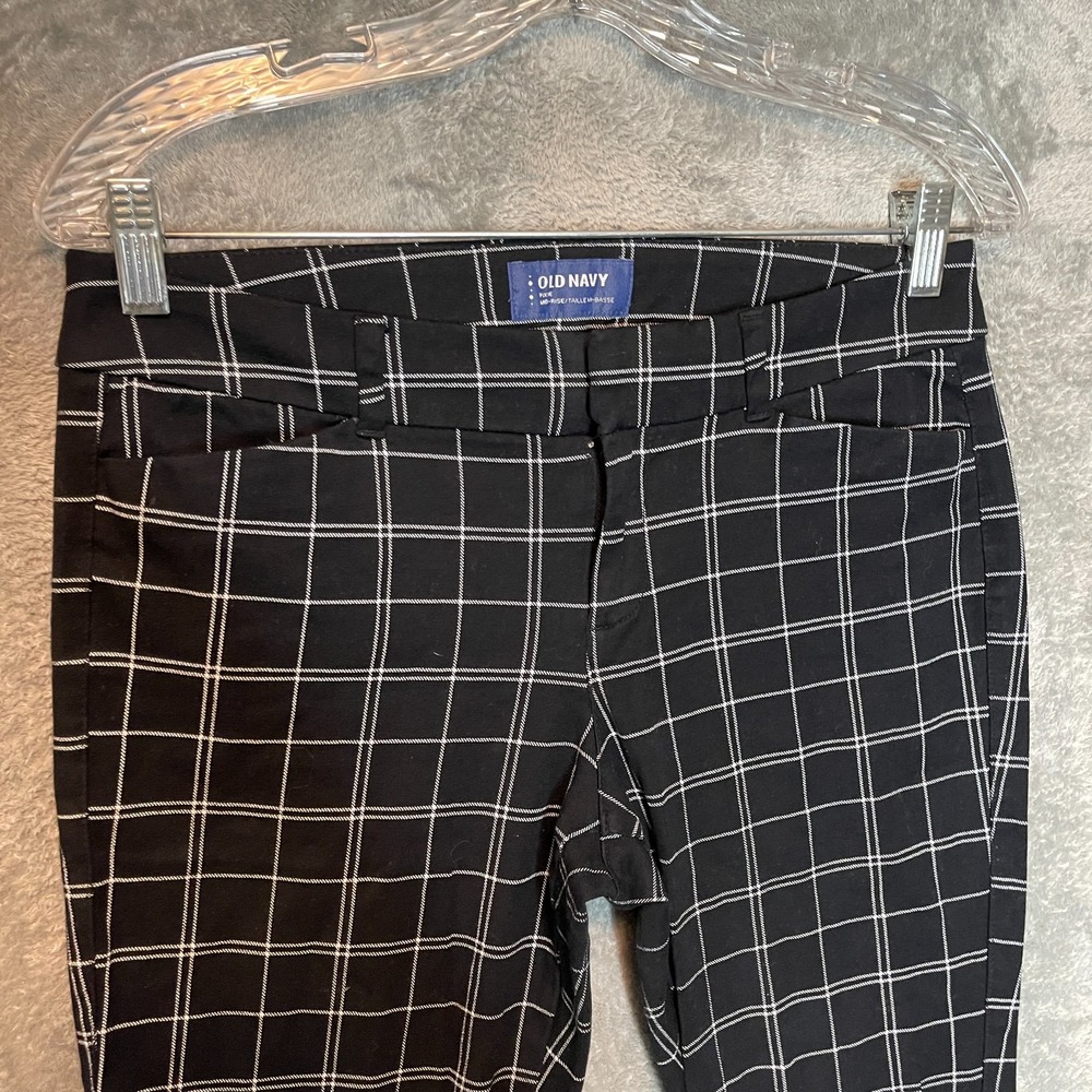 Old Navy Women Mid Rise Grid Plaid Pixie Crop Pant Size 8* Classic Capsule Black